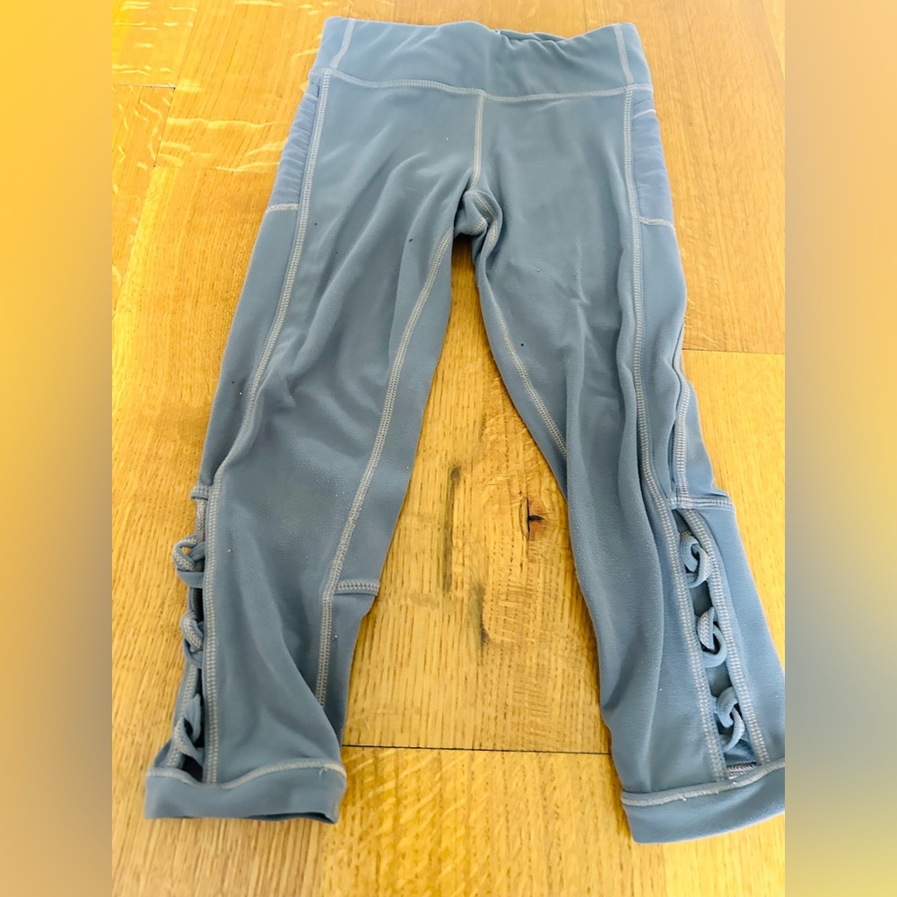 Athleta girl yoga pants size 7.
